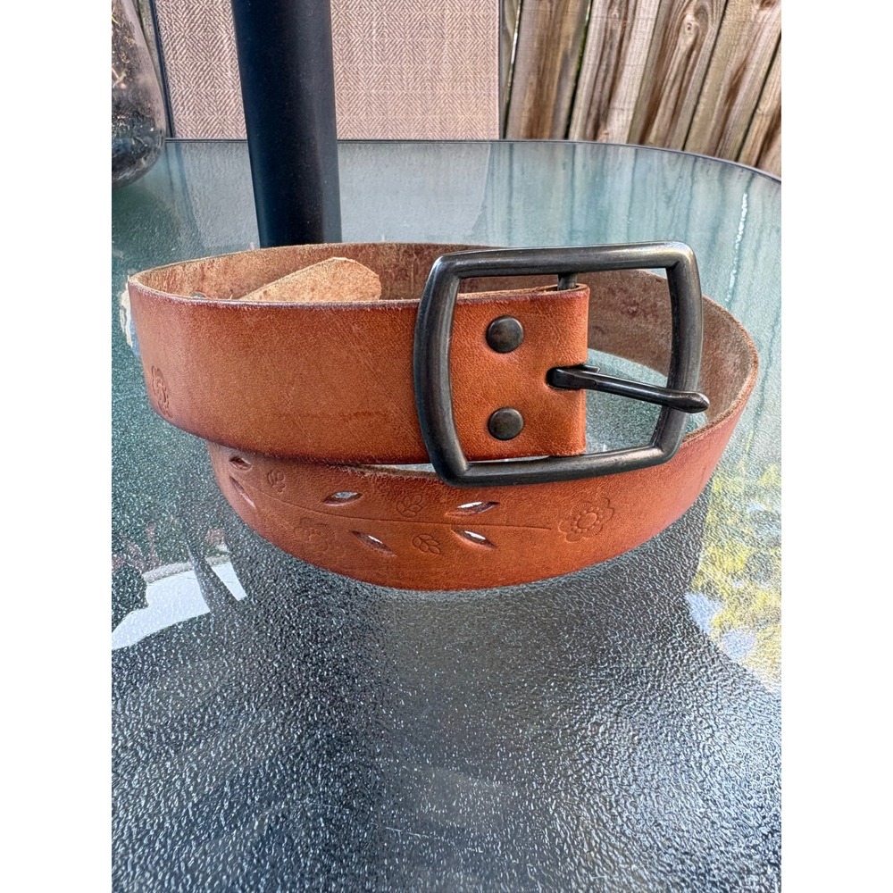 Brown Leather Women's Belt with Floral Detailing